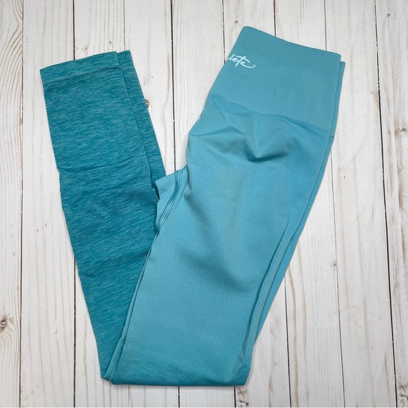 New Alphalete Amplify ombré leggings - Ocean.  Size small. - Picture 5 of 6